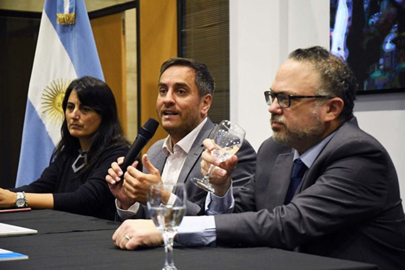 Left to Right: María Soledad Cantero (Chief of staff of Minister Cabandié); Juan Cabandié (Minister of Environment and Sustainable Development); Matías Kulfas (Minister of Productive Development).